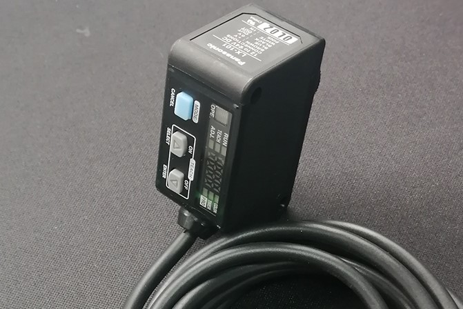 色标光电